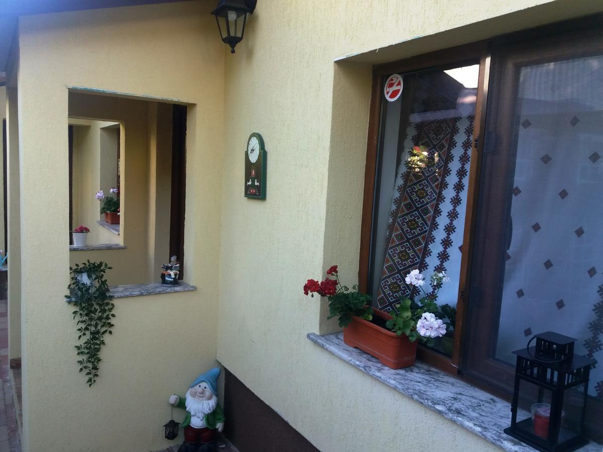 Villa Casuta Bunicilor *